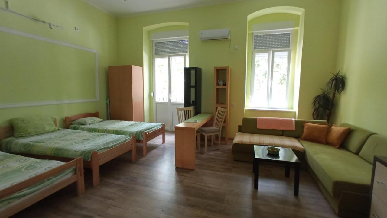Apartment Kiki Novi Sad Eksteriør billede