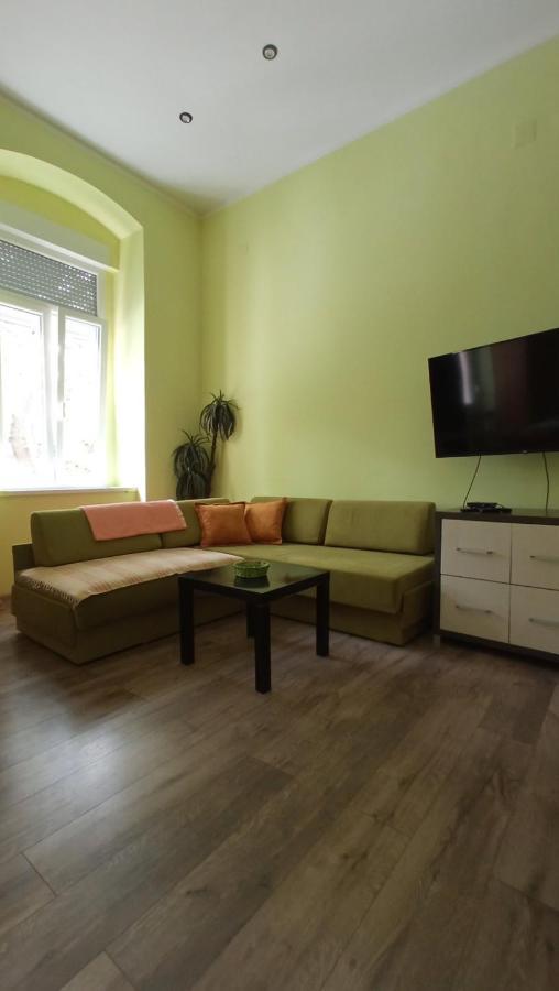 Apartment Kiki Novi Sad Eksteriør billede